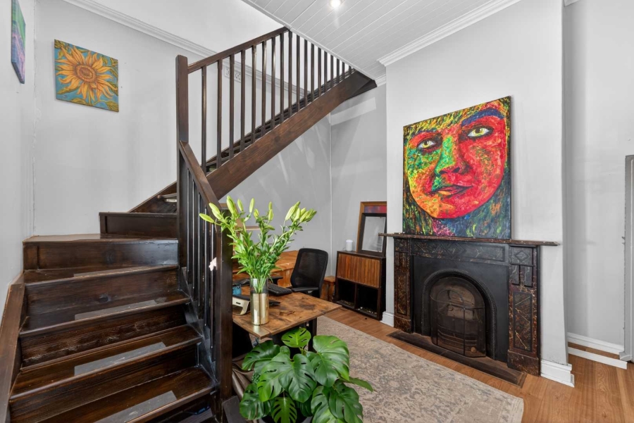 2 Bedroom Property for Sale in Oranjezicht Western Cape